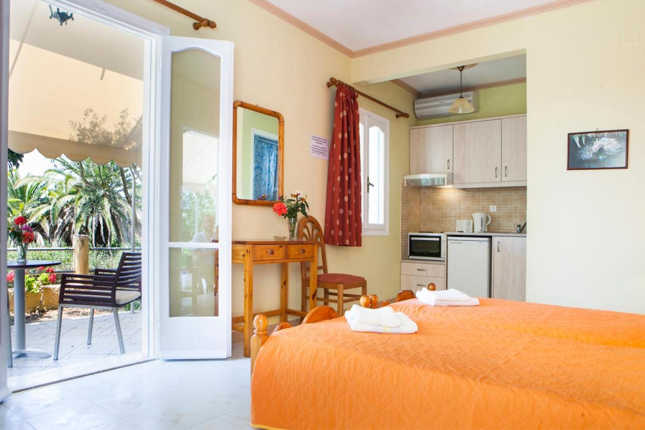 Tzivras Villa & Apartments Lassi  Zimmer foto