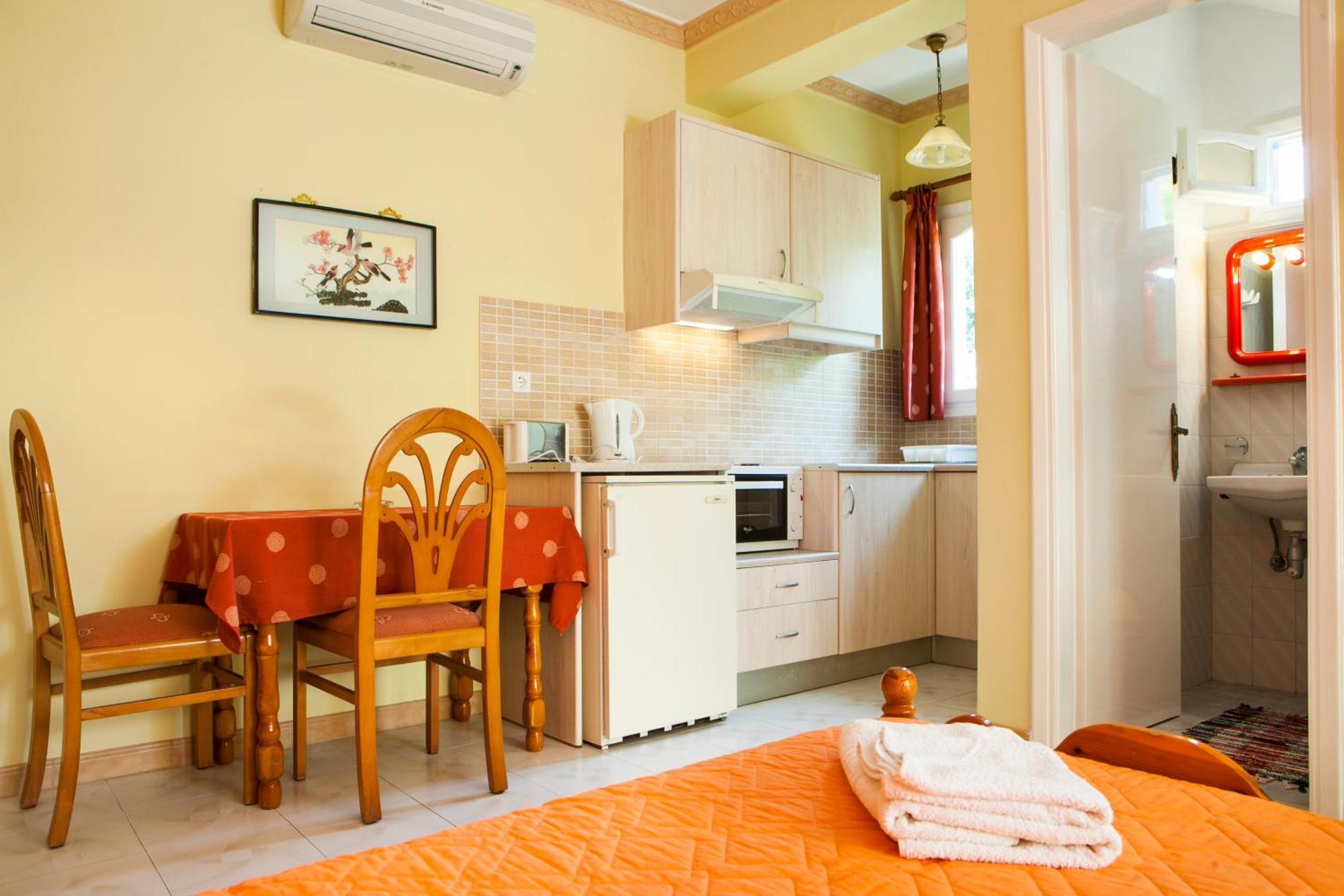 Tzivras Villa & Apartments Lassi  Zimmer foto
